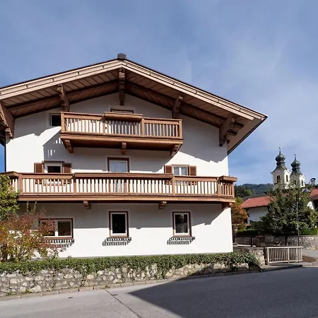 Holiday home Foechlhaus Am Marktgraben Hopfgarten im Brixental